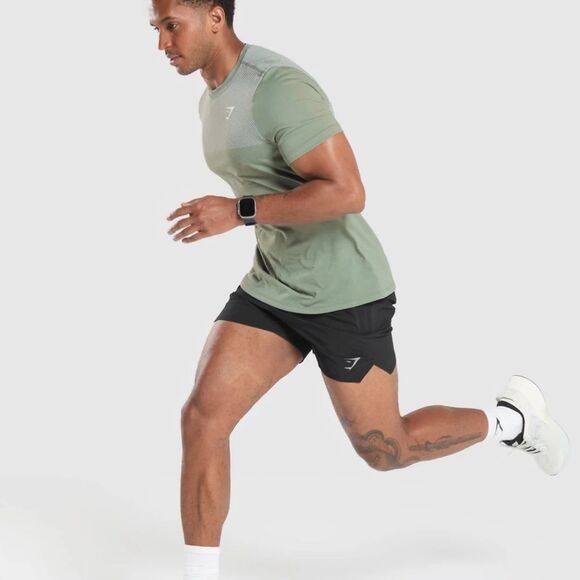 GYMSHARK VITAL SEAMLESS T-SHIRT
Regular Fit Green Large NWT in packaging - Picture 3 of 6